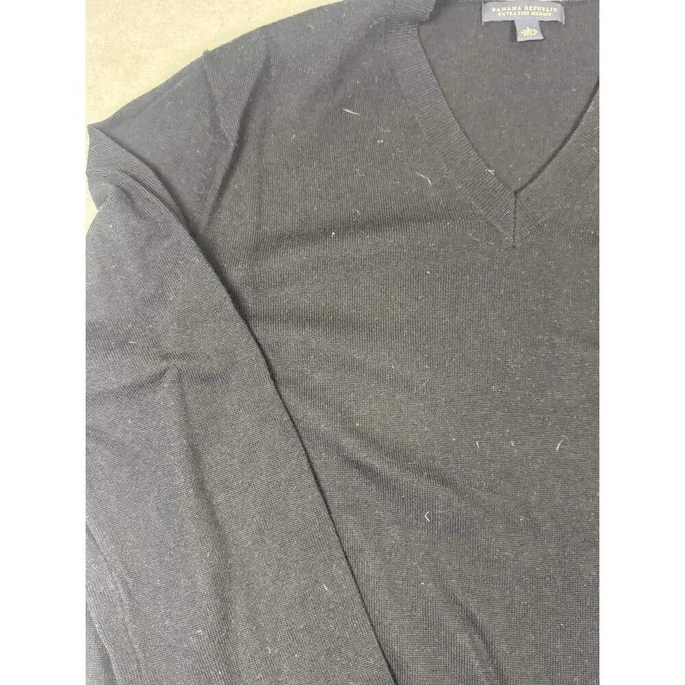 Banana Republic Extra Fine Merino Wool V Neck Sweater Men’s Large Black